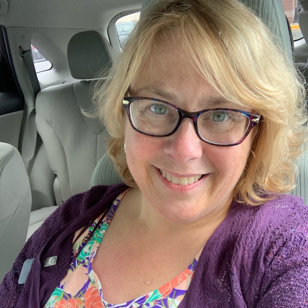 Meet your Posher, Catherine